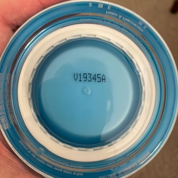 Quench Micro Water Complex Night Relief Crème 1.7 Fl Oz Paraben Free Hydrating - Picture 5 of 5